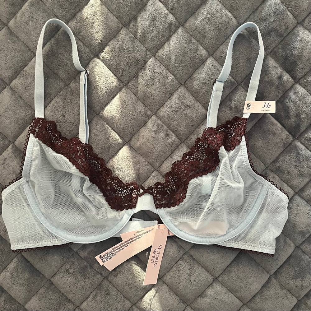 NWT Victoria’s Secret unlined demi bra